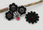 Il ricamo nero del fiore rattoppa il colore/dimensione su misura a forma di Wintersweet fornitore
